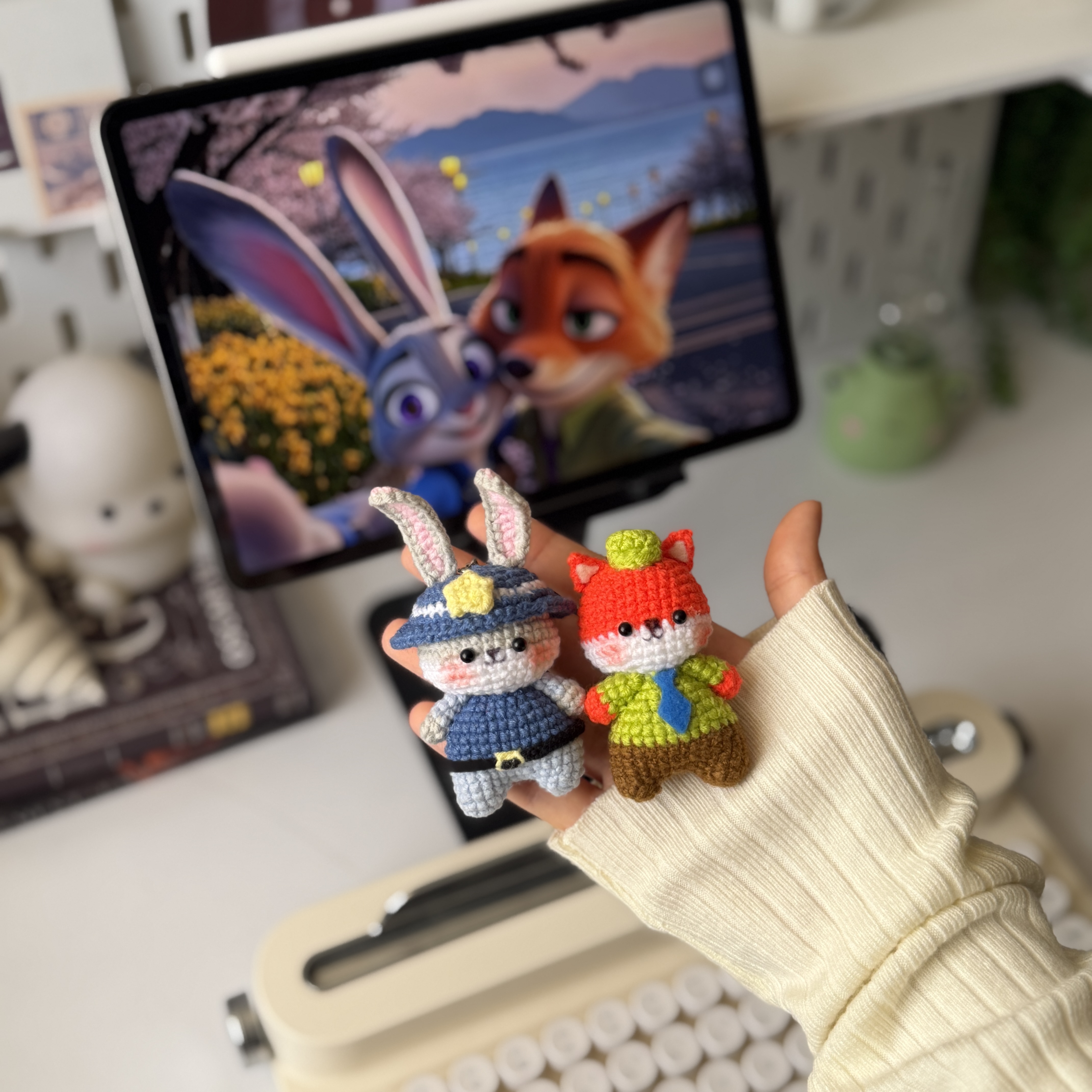جودی و نیک🦊🐰🧡