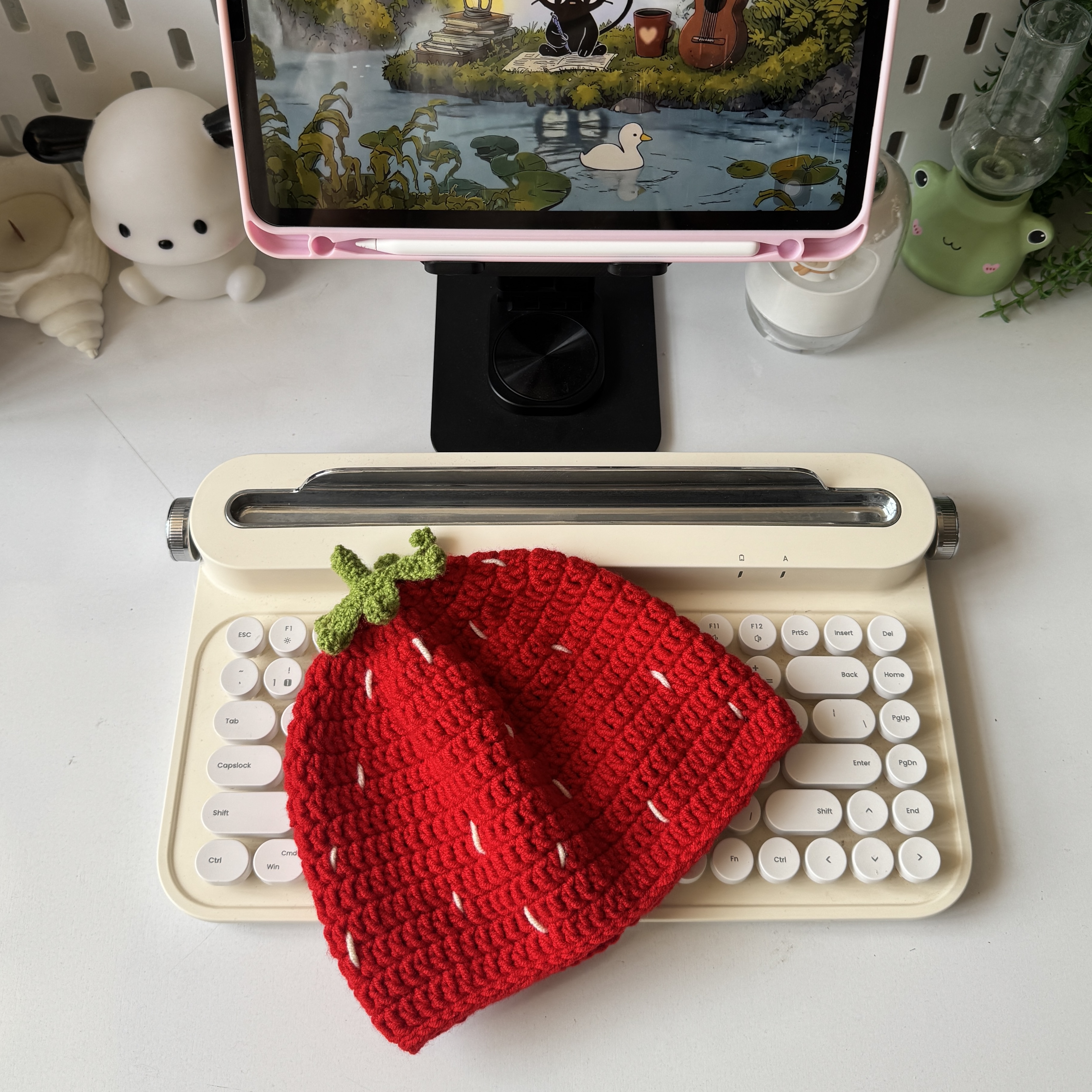 کلاه توت فرنگی🍓