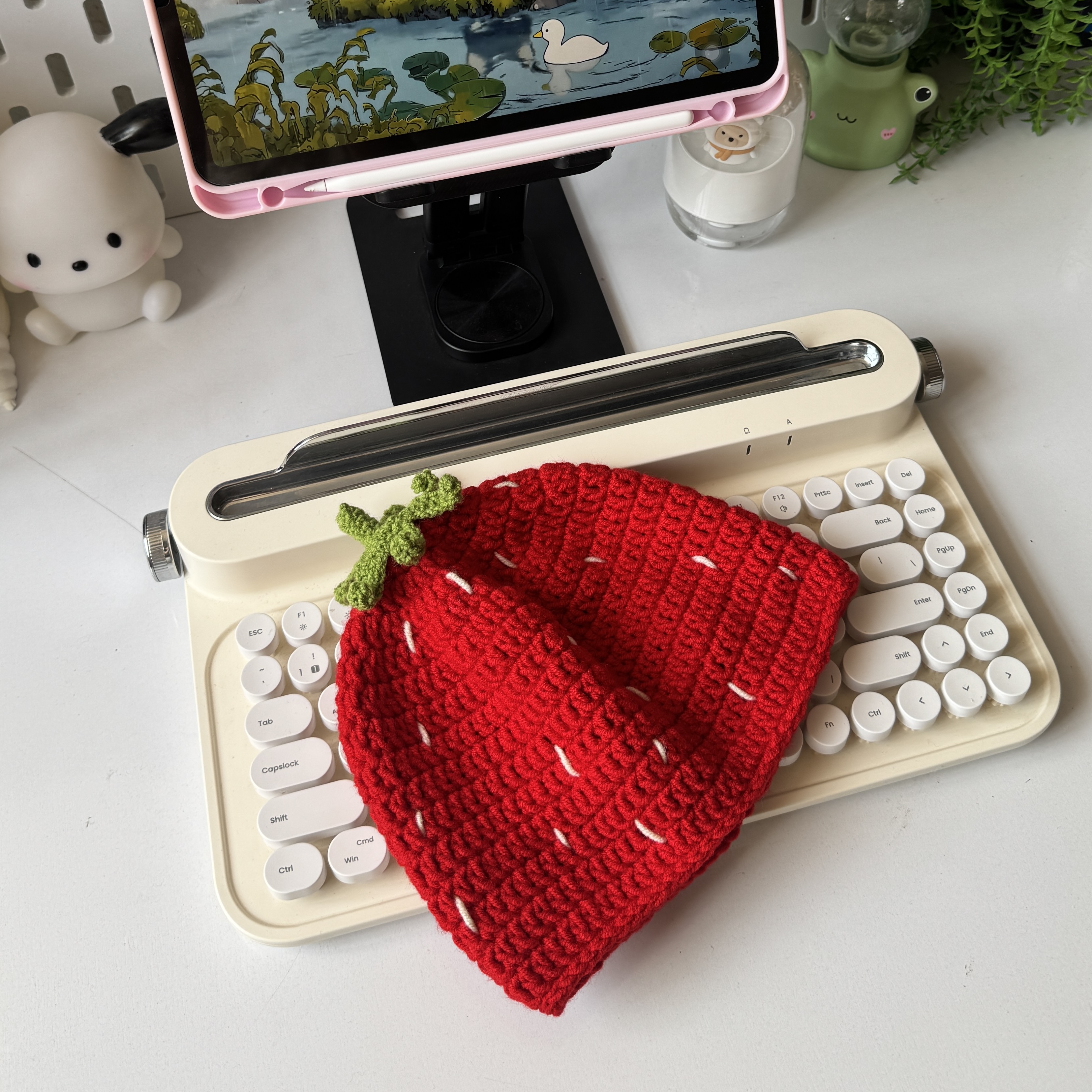 کلاه توت فرنگی🍓